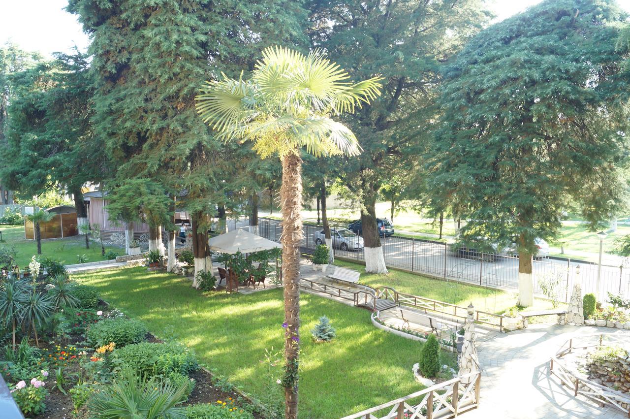 Pitsunda Hotel Hotel